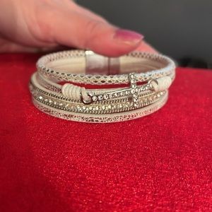 listing-status-banner